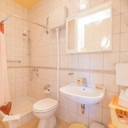 Saulan - One Bedroom With Balcony And Garden View * Molunat